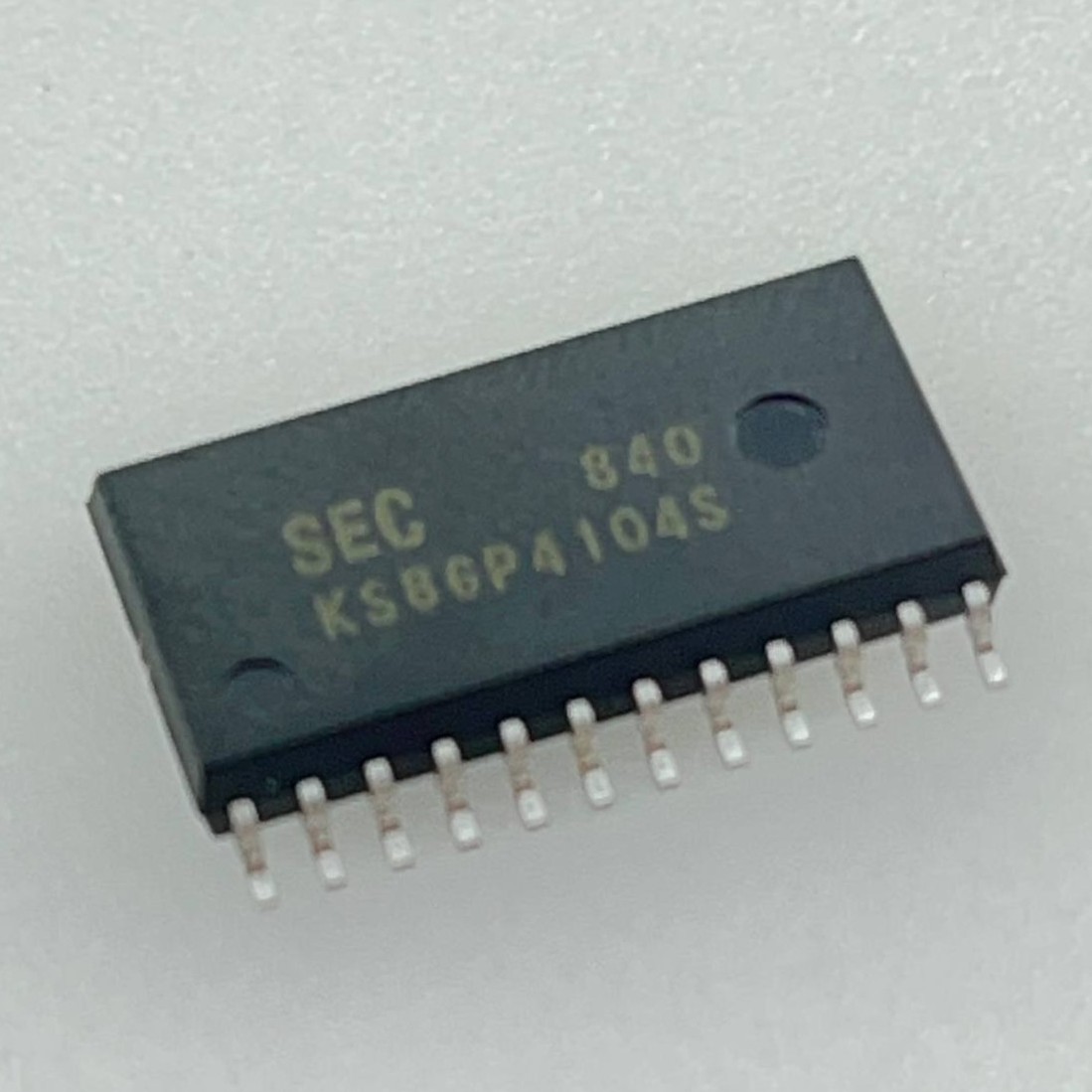 KS86P4104S میکروکنترلر KS86P4104S – میکروکنترلر با حافظه داخلی - تصویر 1