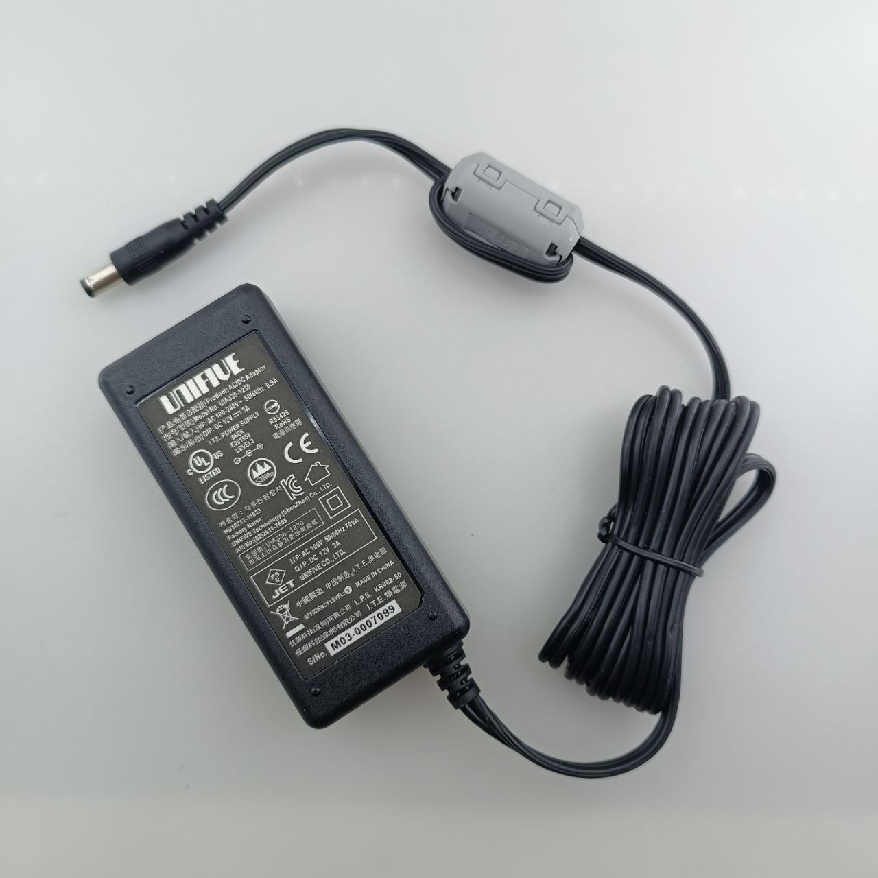 adapter12v-3A-code64-1.jpg آداپتور بین راهی 12 ولت 3 آمپر - تصویر 1