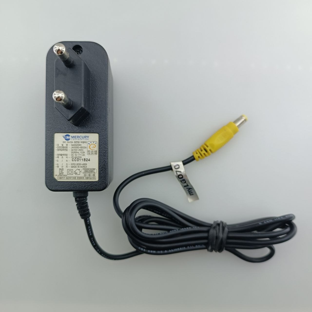 adapter5v-2A-code30-2.jpg آداپتور دیواری 5 ولت 2 آمپر - تصویر 1