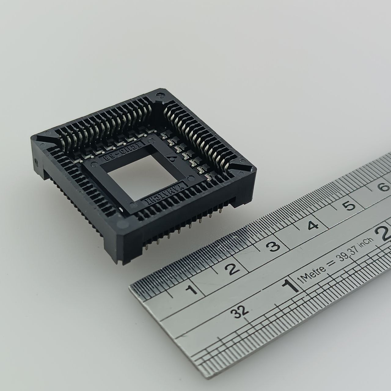 PLCC-68-pin-SMD-SMT-ic_socket سوکت آیسی PLCC SMD دیپ 68 پین - تصویر 1