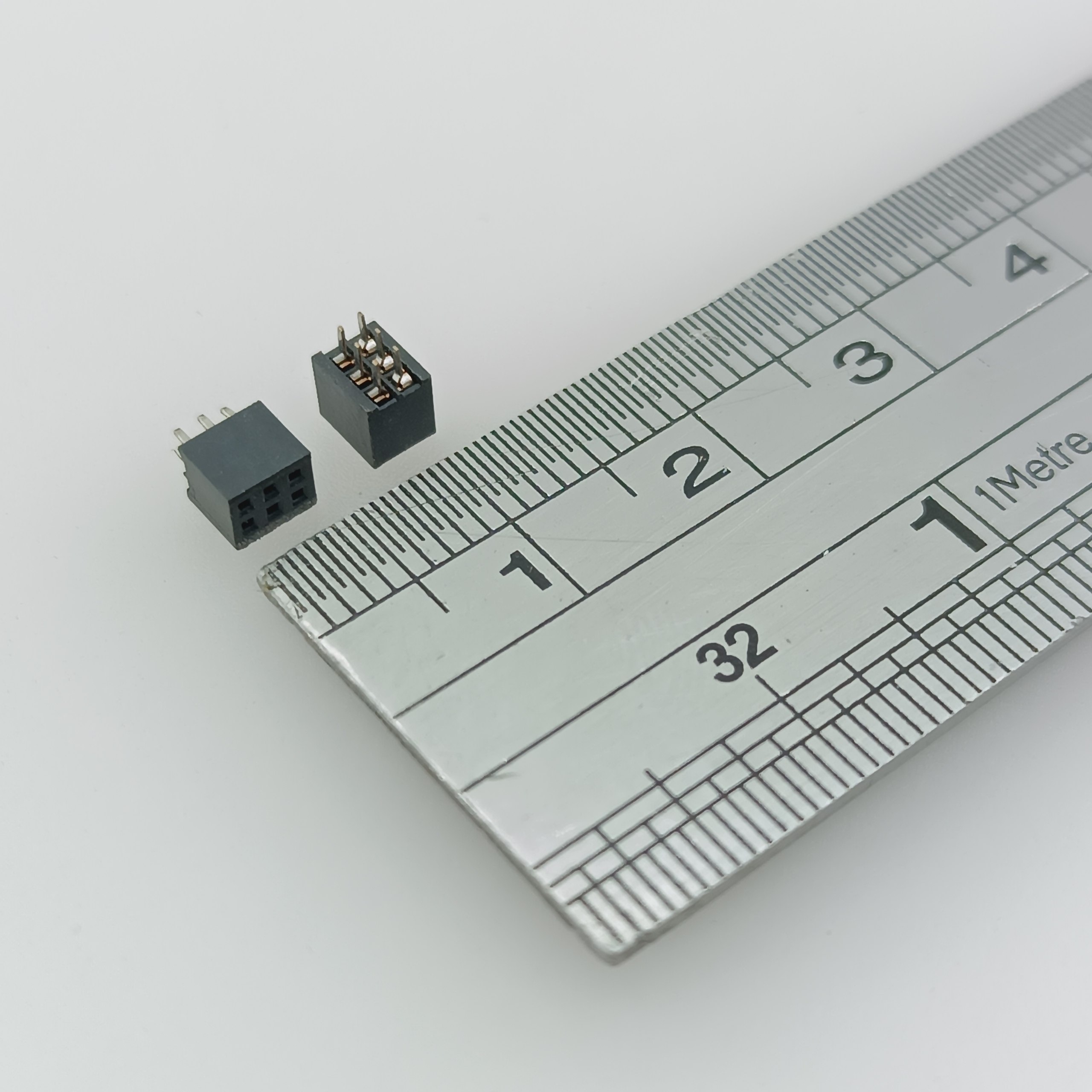 Pin-header-2x3-1.27mm-female پین هدر مادگی 2X3 سایز 1.27 میلی متر - تصویر 1